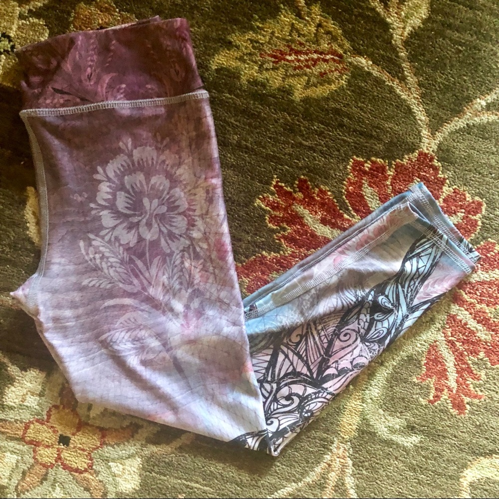 Beautiful Sacred Geometry Patterned Leggings Nwot - image 5